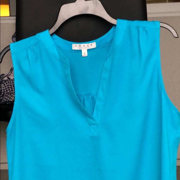 Blue Tank - Picture 2 of 3